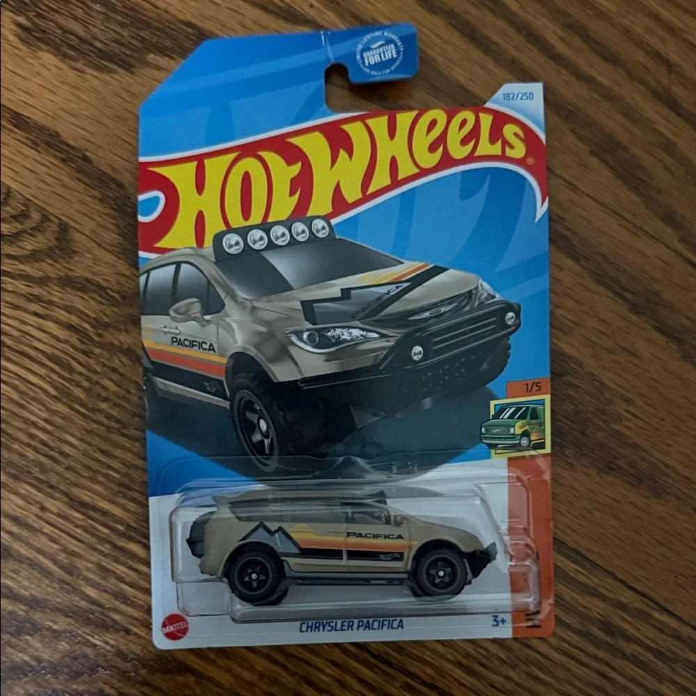 Hot Wheels 2024 Mainline Chrysler Pacifica die-cast toy car new sealed package